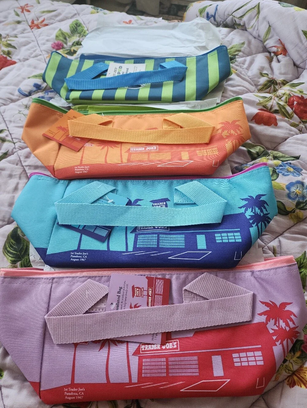 Trader Joes Mini Insulated Bags - Picture 1 of 1